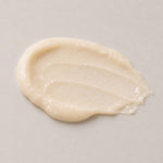 Textur des SÜDA CARE Everyday Fußpeelings mit cremiger Peelingtextur und feinen Peelingpartikeln